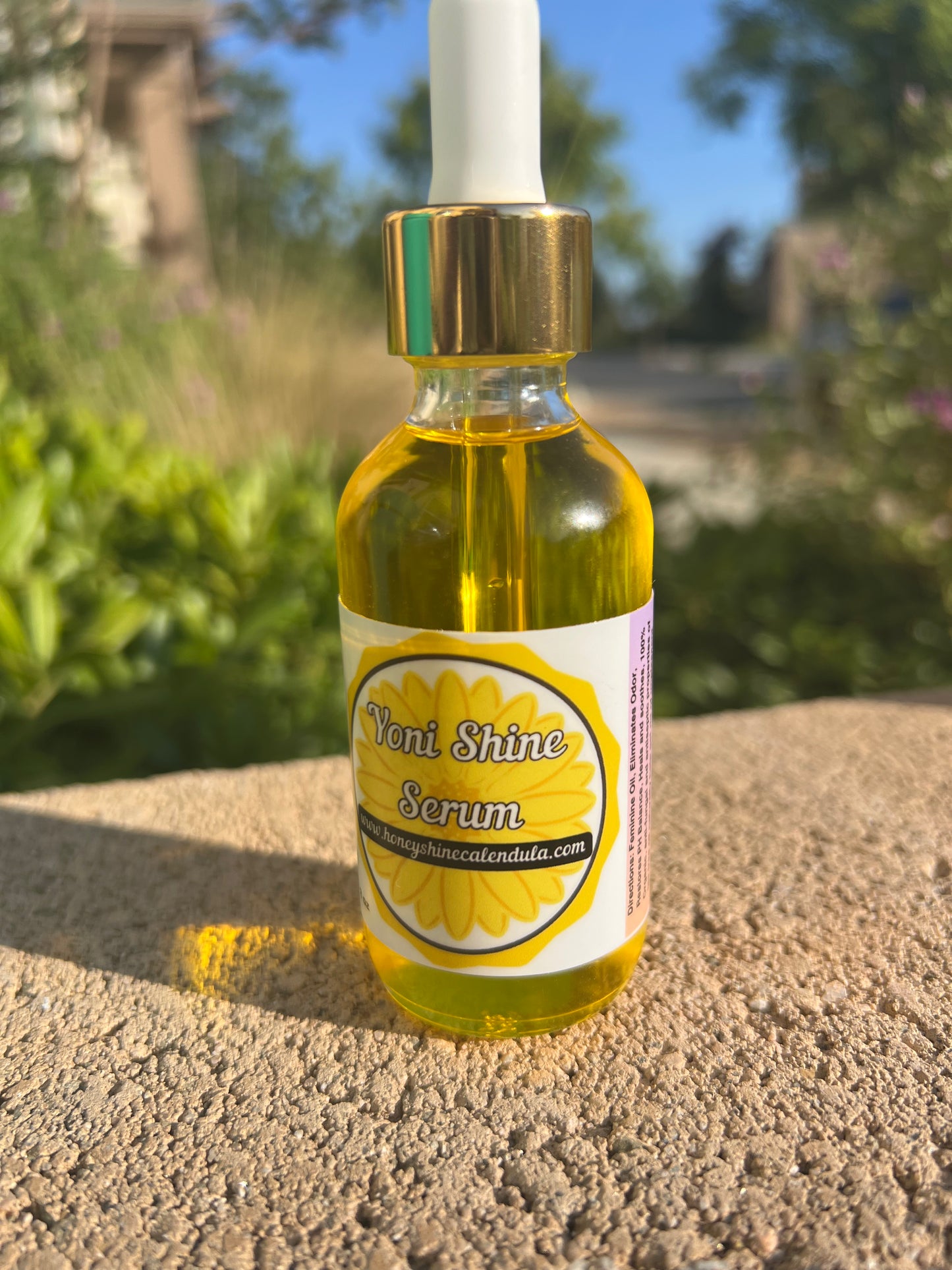 Yoni Shine Serum